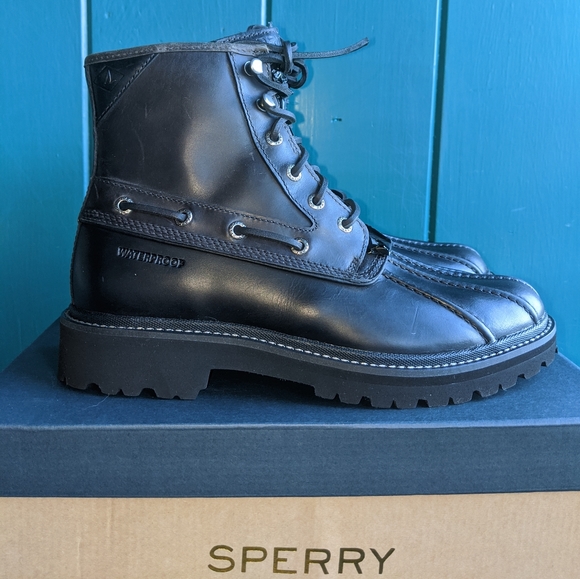 sperry gold cup lug duck boot